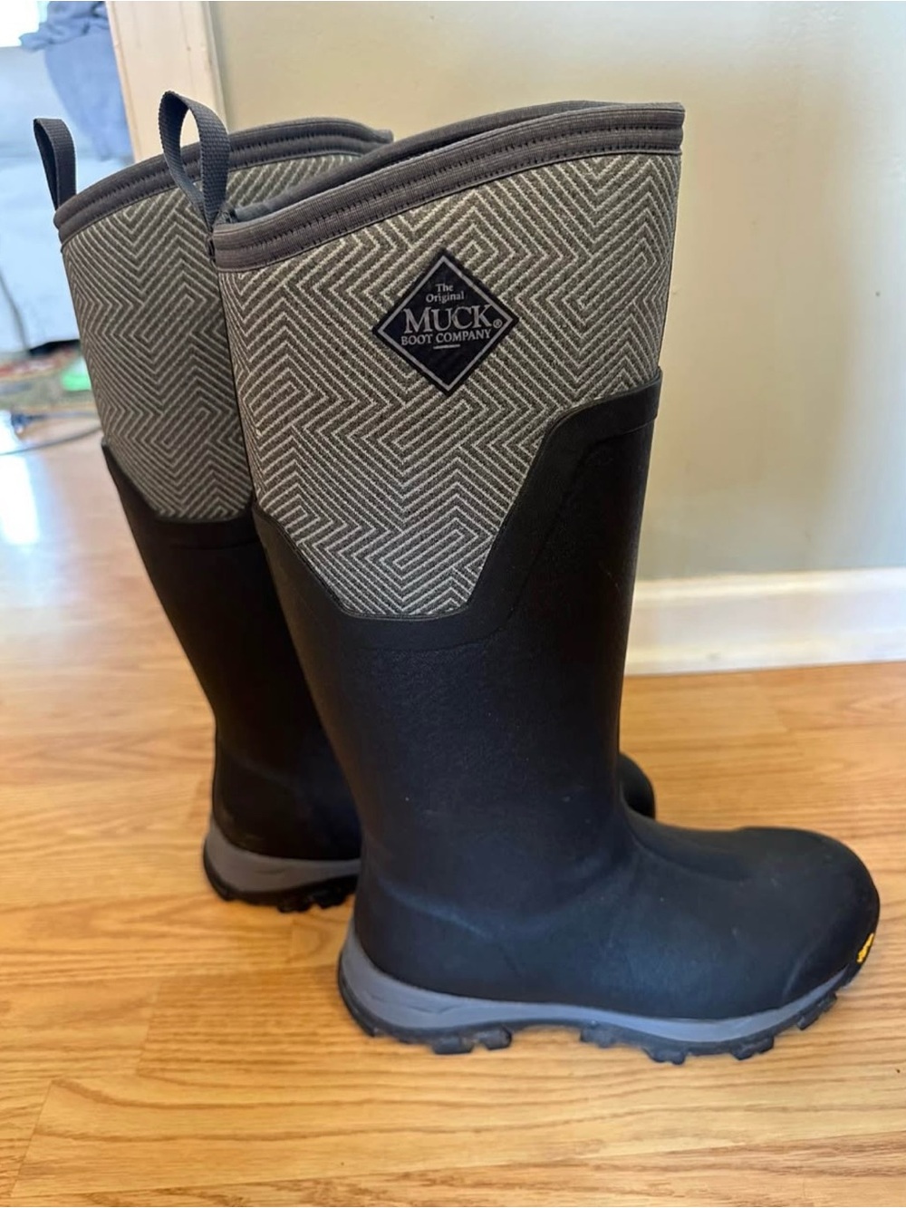 Muck Boot Company Women’s Gray & Black Waterproof Winter Boots